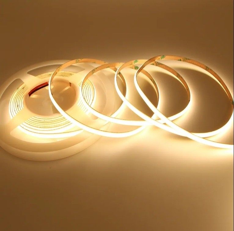FPC LED RESISTOR ওয়াইন ক্যাবিনেটের COB LED স্ট্রিপ অতি সংকীর্ণ 3 মিমি প্রস্থ এবং উচ্চ উজ্জ্বলতা লিনিয়ার আলো সহ